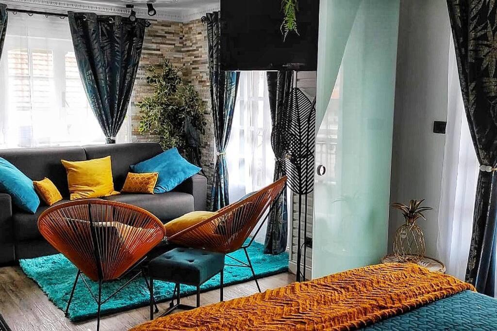 Hoja De Arce - Apartamento Rural كاسترو أورديالس المظهر الخارجي الصورة